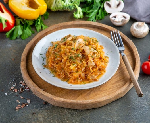 Капуста тушеная с грибами